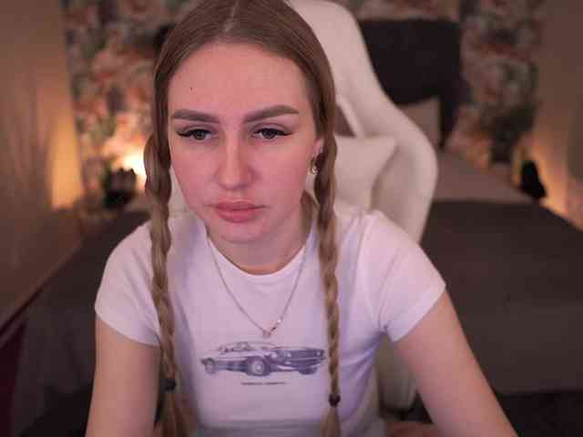 DivineJass webcam