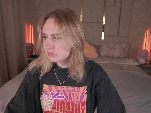 DivineJass webcam