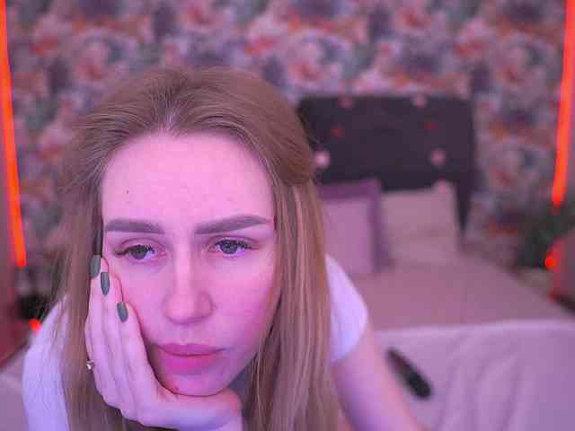 DivineJass webcam