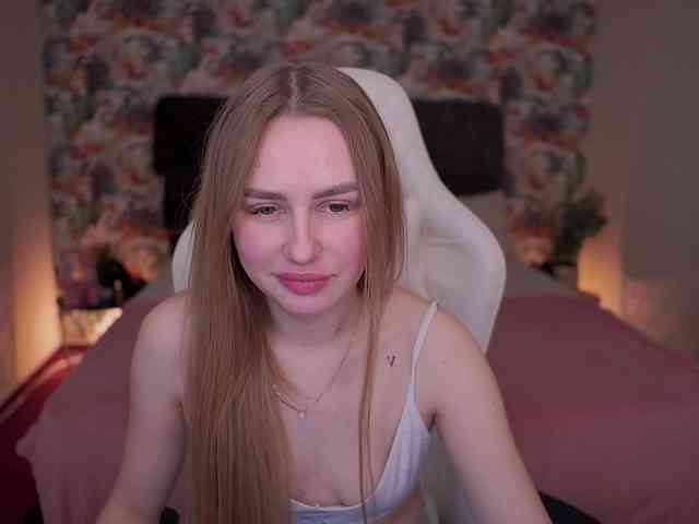 DivineJass webcam
