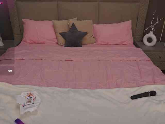 DivineJass webcam