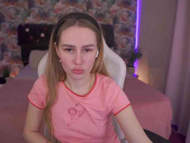 DivineJass webcam