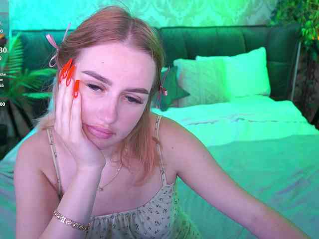 DivineJass webcam