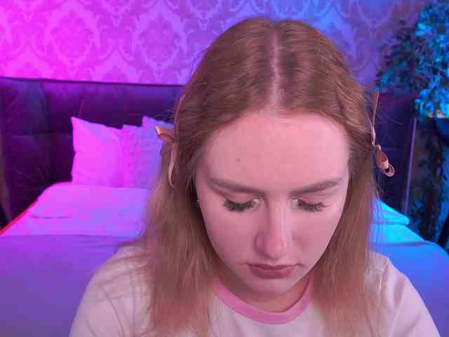 DivineJass webcam