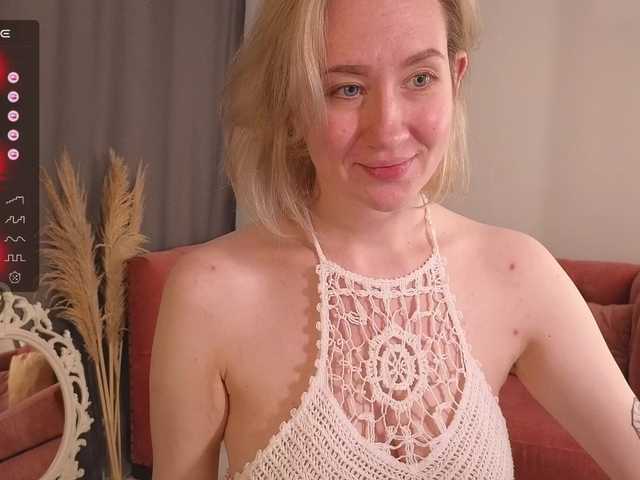 Winona_White webcam