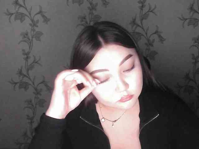dinabalin Live Webcam on BongaCams