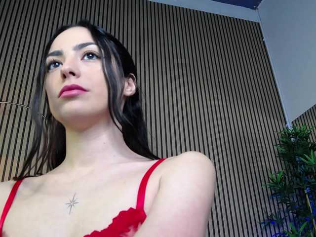 ErikaRosse's BongaCams show and profile