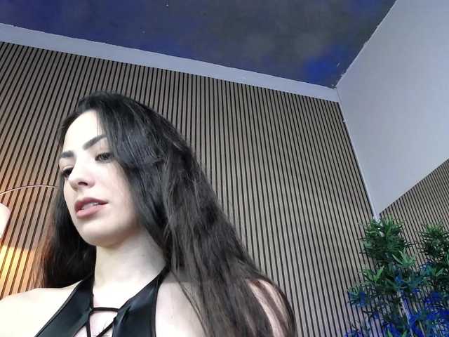 ErikaRosse's BongaCams show and profile