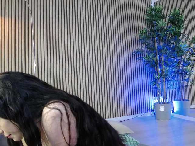 ErikaRosse's BongaCams show and profile