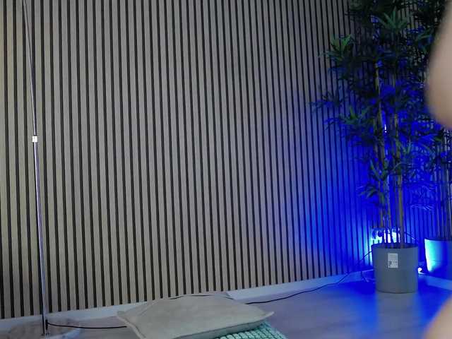 ErikaRosse's BongaCams show and profile