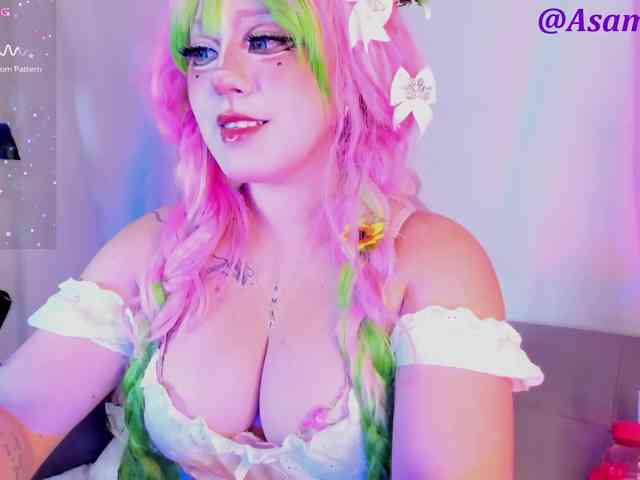 Lilith-asami webcam