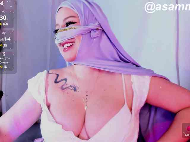 Lilith-asami webcam