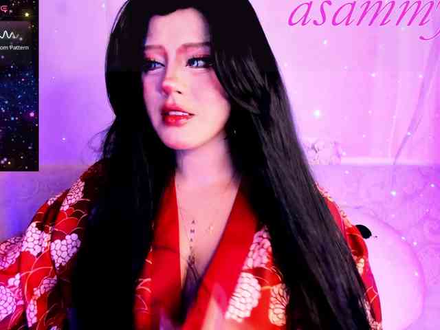 Lilith-asami webcam