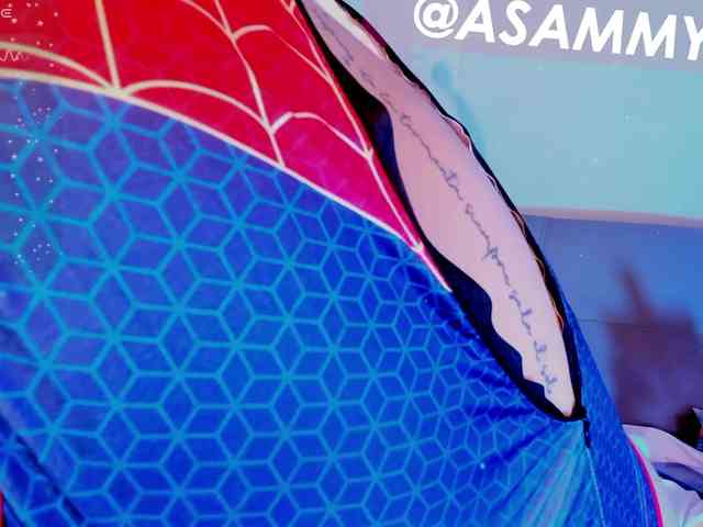 Lilith-asami webcam