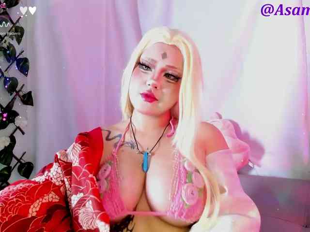 Lilith-asami webcam