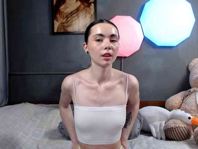 Miuzxc Live Webcam on BongaCams