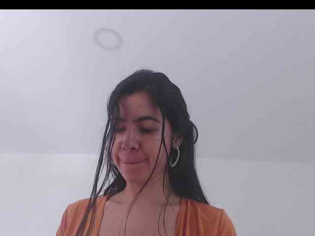 Ainnara webcam