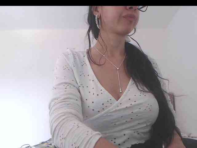 Ainnara webcam