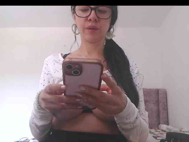 Ainnara webcam