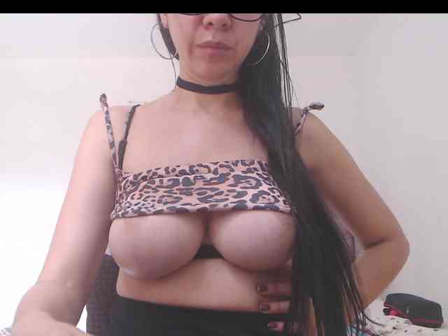 Ainnara webcam