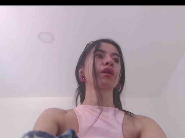 Ainnara webcam