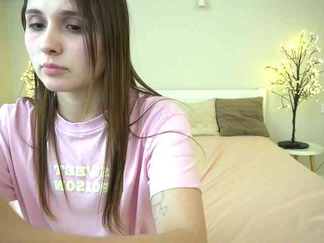 OpulentSiren webcam