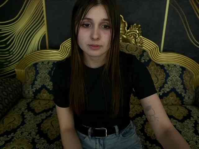 OpulentSiren webcam