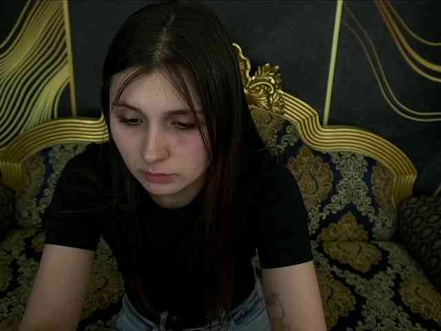 OpulentSiren webcam