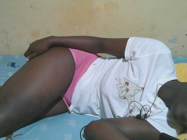 Preview of african-pussy1