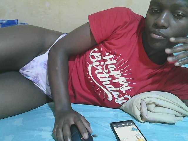 african-pussy1 Live Cam on BongaCams