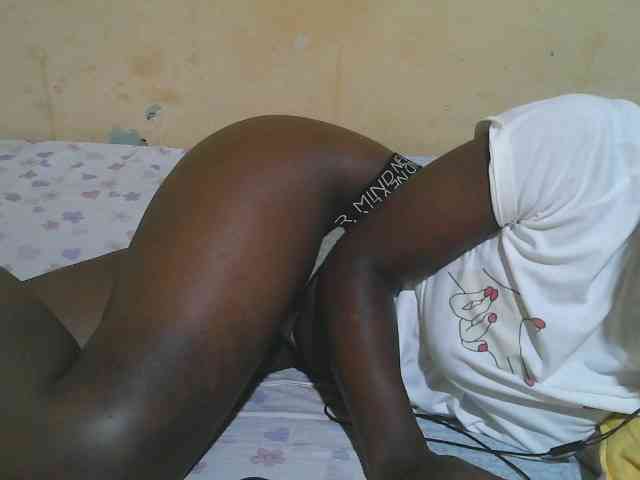 african-pussy1's webcam live show