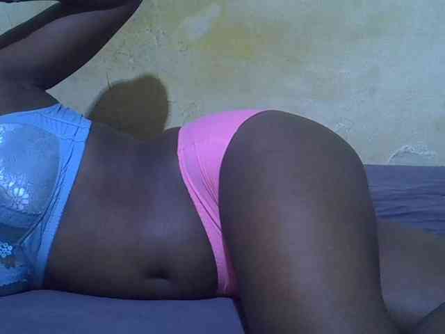 Juicy-pussy1 webcam
