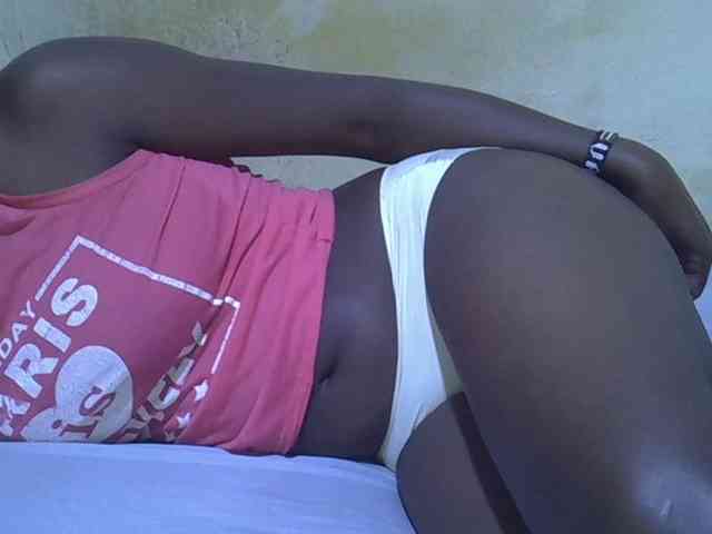 Juicy-pussy1 webcam