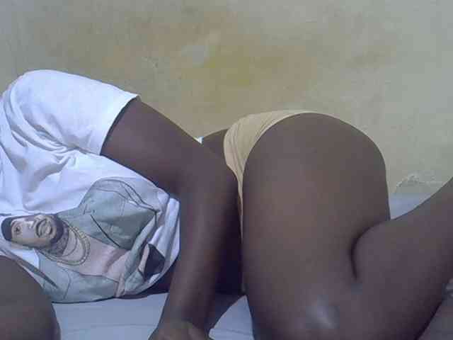 Juicy-pussy1 webcam
