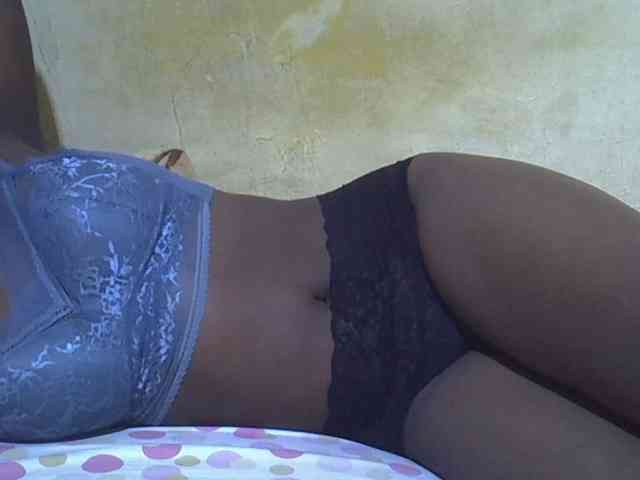 Juicy-pussy1 webcam