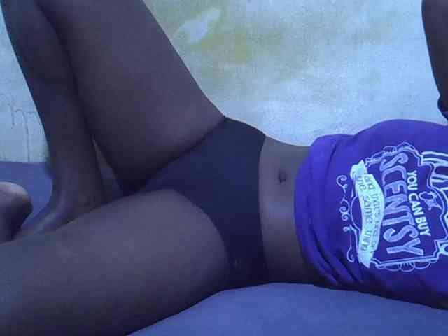 Juicy-pussy1 webcam