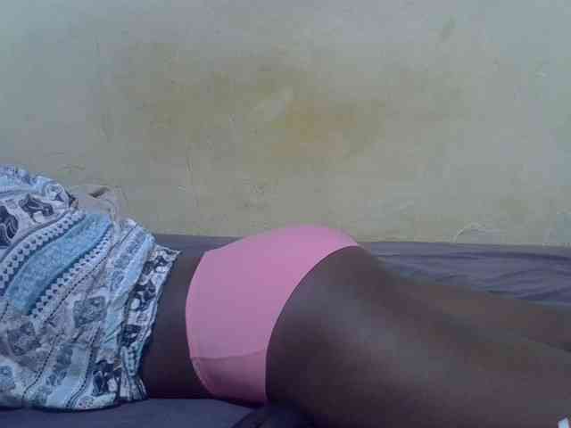 Juicy-pussy1 webcam