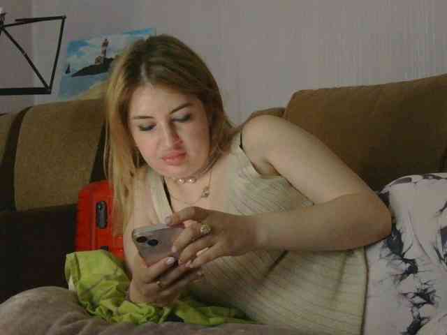 Sofia-Baby67-1 webcam