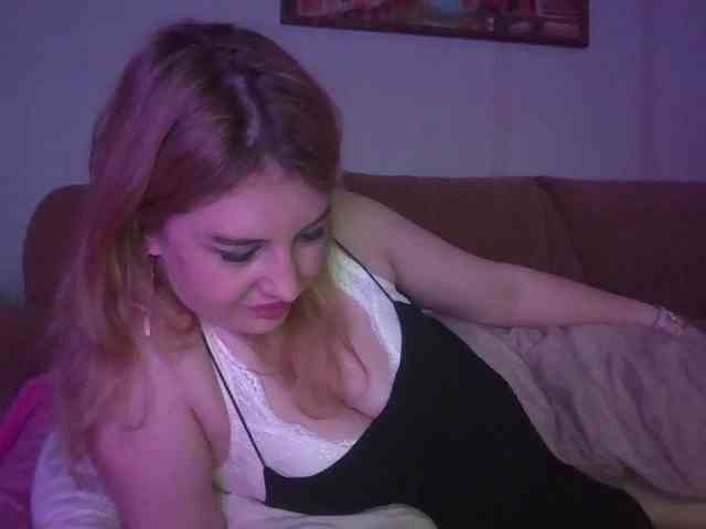 Sofia-Baby67-1 webcam