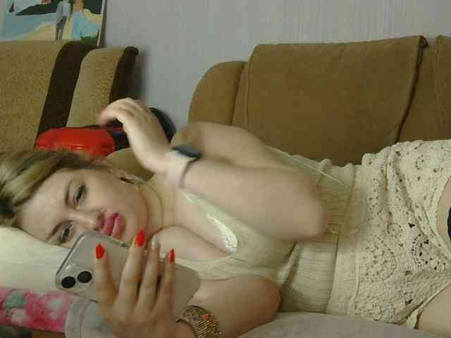 Sofia-Baby67-1 webcam