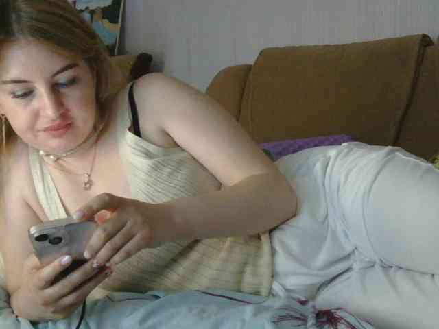 Sofia-Baby67-1 webcam
