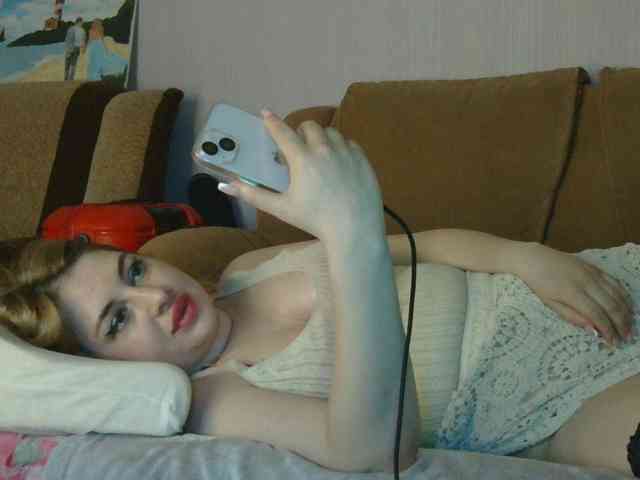 Sofia-Baby67-1 webcam