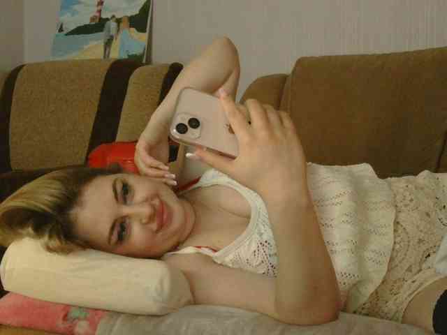 Sofia-Baby67-1 webcam