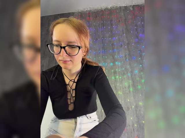 Emma4coy's BongaCams show and profile