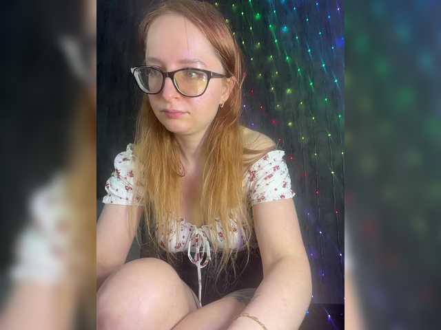 Emma4coy's BongaCams show and profile