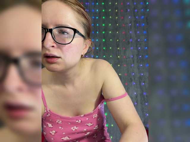 Emma4coy's BongaCams show and profile