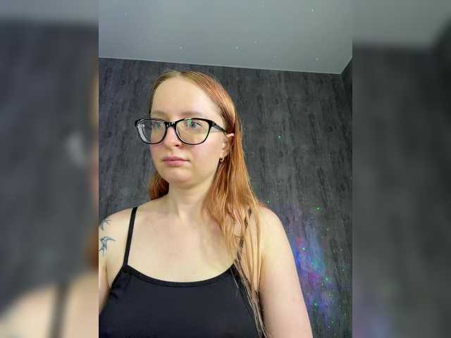 Emma4coy's BongaCams show and profile