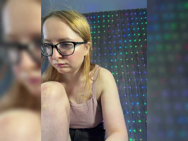 Emma4coy's BongaCams show and profile