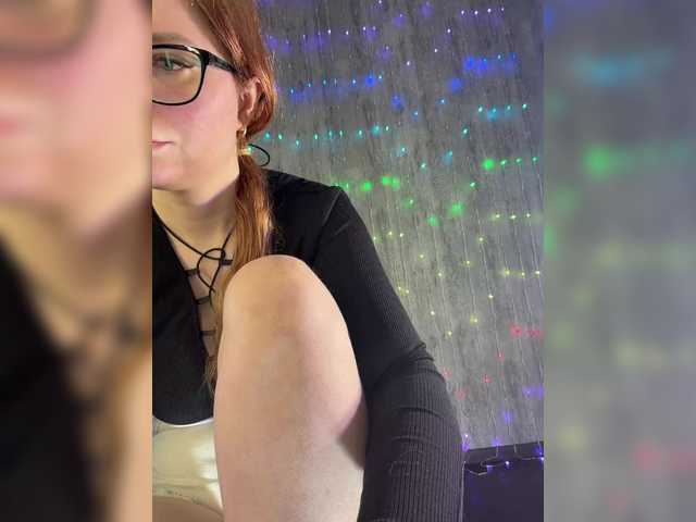 Emma4coy's BongaCams show and profile
