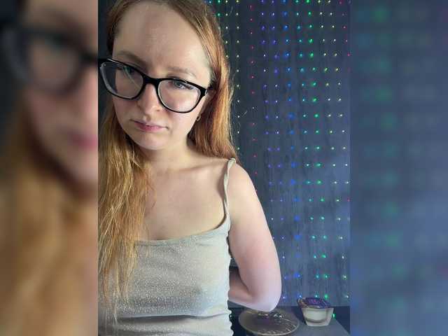 Emma4coy's BongaCams show and profile